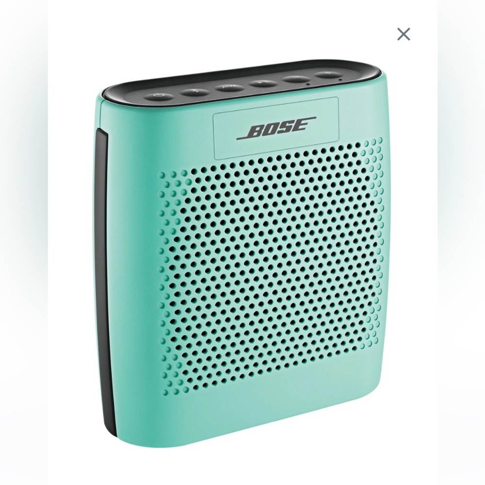 Bose Soundlink Color. Portable Bluetooth speaker. New in box.